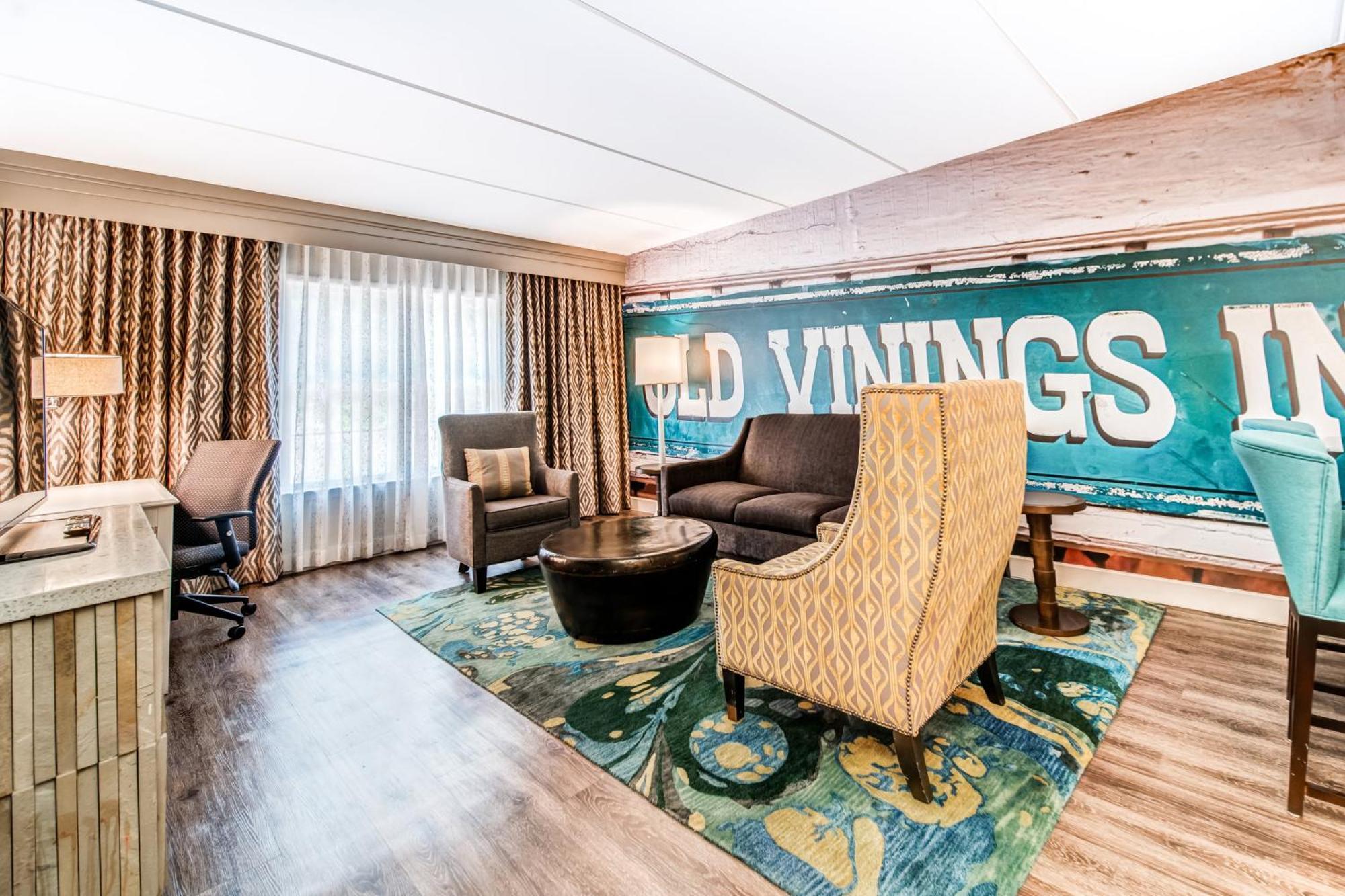 Hotel Indigo Atlanta Vinings By Ihg Smyrna Exteriér fotografie