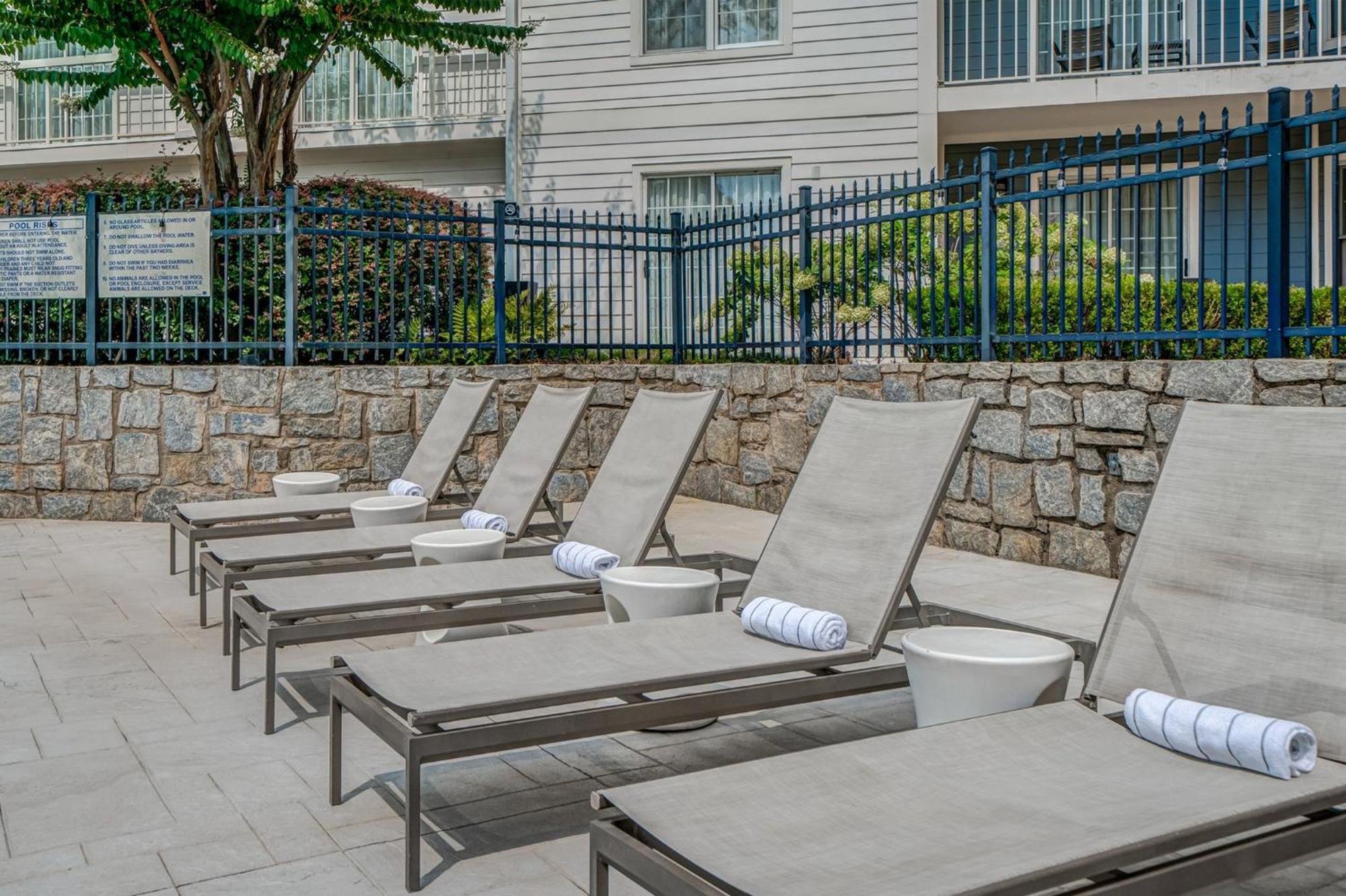Hotel Indigo Atlanta Vinings By Ihg Smyrna Exteriér fotografie